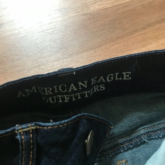 American Eagle super stretch high waist shorts - Picture 3 of 4